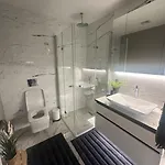 Cozy Luxury In Sinpas Queen Apartman