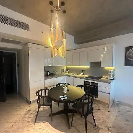 Apartamento Cozy Luxury In Sinpas Queen