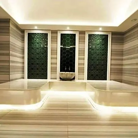 Cozy Luxury In Sinpas Queen Lejlighed