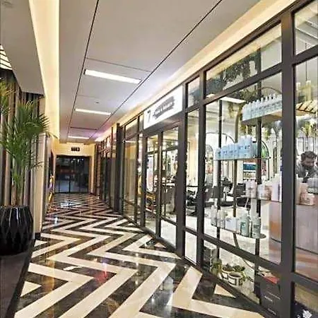 Cozy Luxury In Sinpas Queen Lejlighed